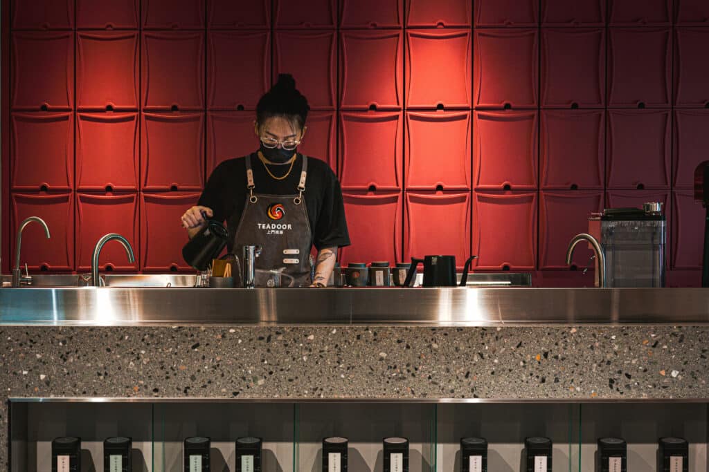 青埔咖啡廳上門找茶，櫃台