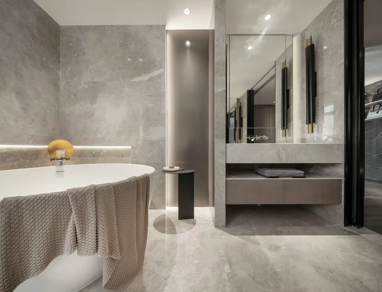 高品質民宿衛浴設計細節，獨立浴缸與乾濕分離規劃提升房價競爭力與住客評價