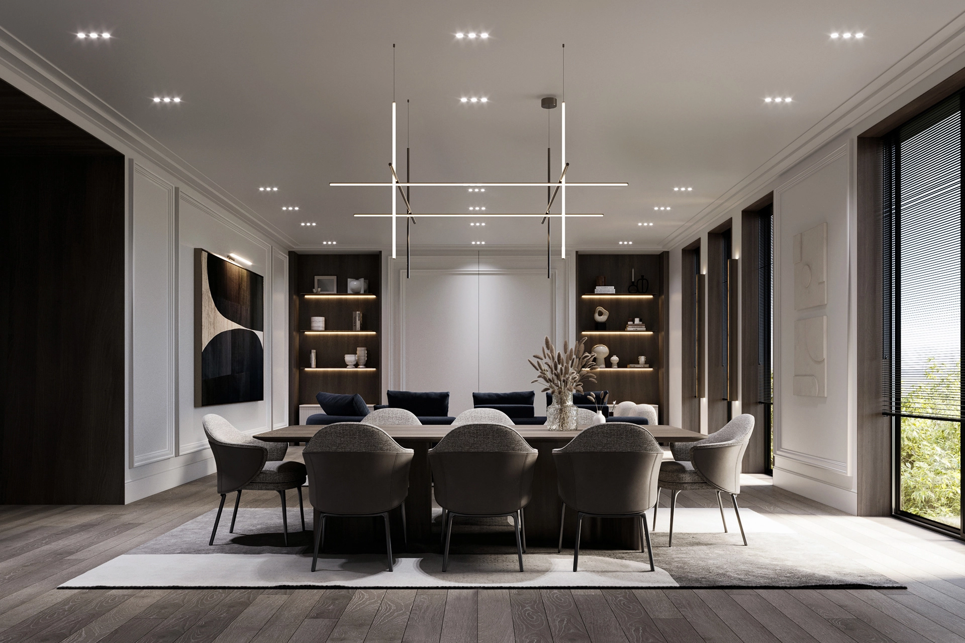 豪宅餐廳中精心比例配置的餐吊燈與木質長桌全景